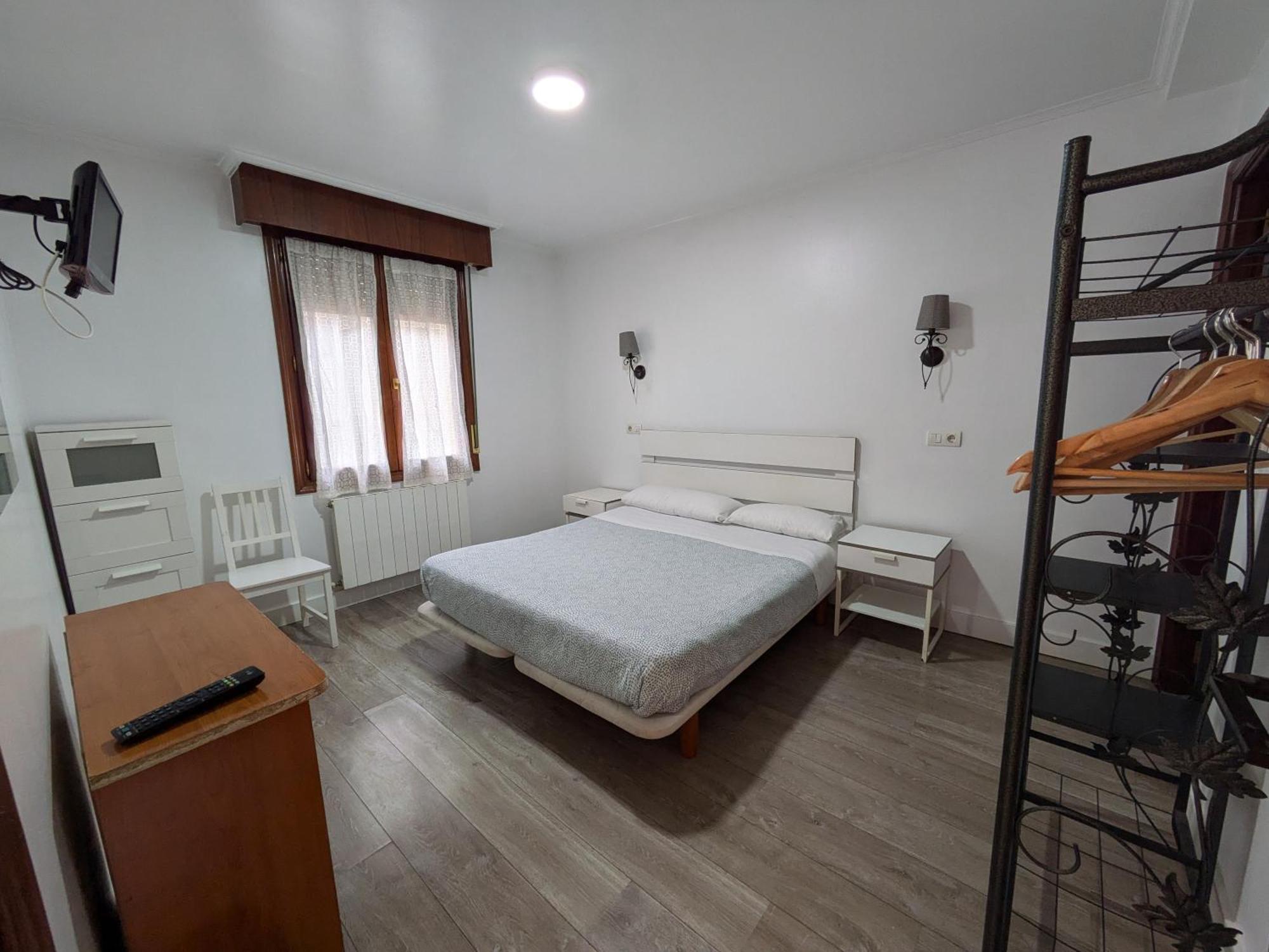 Akelarre Ostatua Hotel Guernica y Luno Bagian luar foto