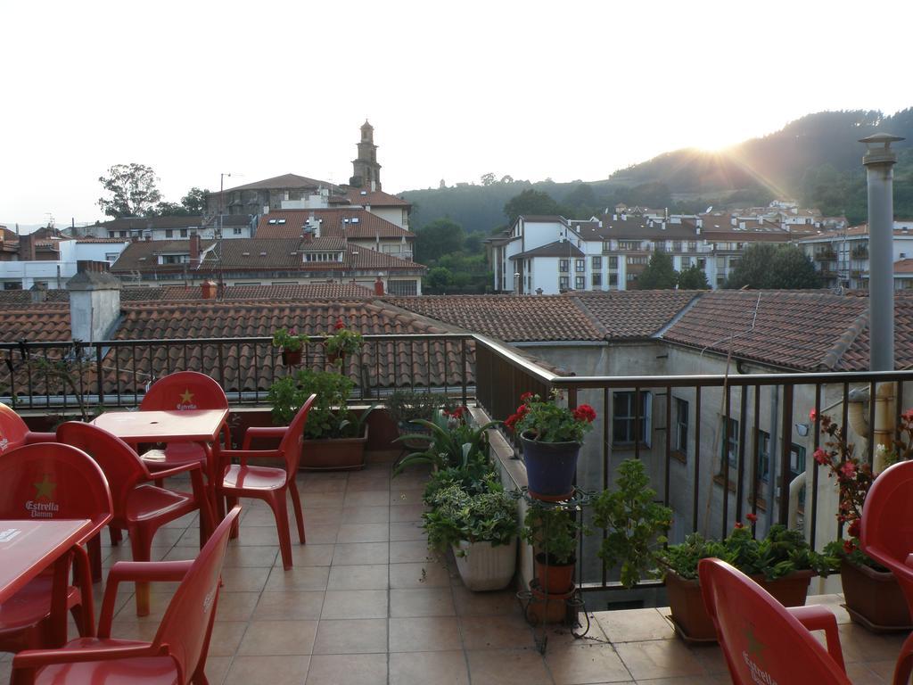 Akelarre Ostatua Hotel Guernica y Luno Bagian luar foto