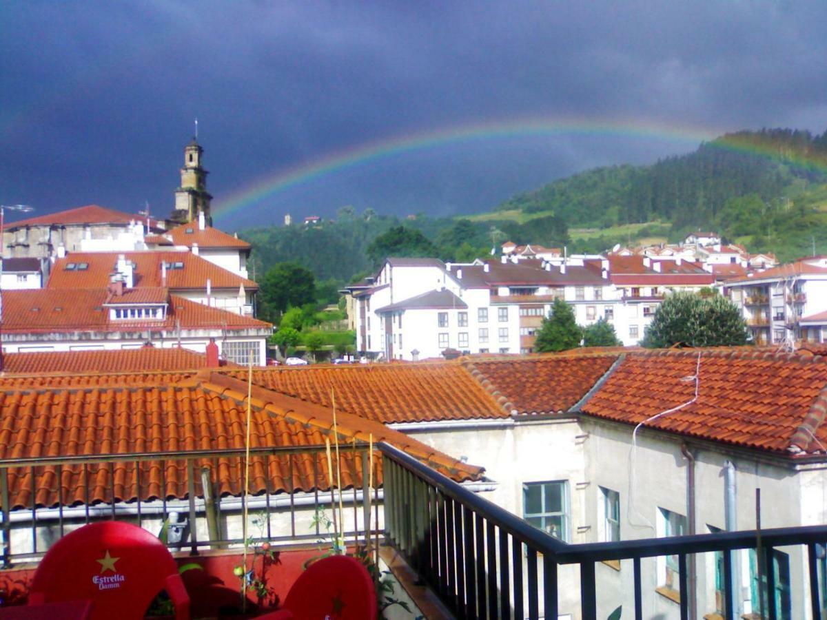 Akelarre Ostatua Hotel Guernica y Luno Bagian luar foto